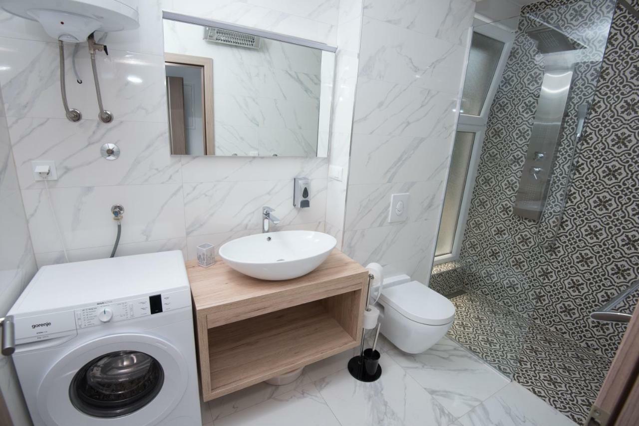 Apartments Adriatic Ποντστράνα Εξωτερικό φωτογραφία