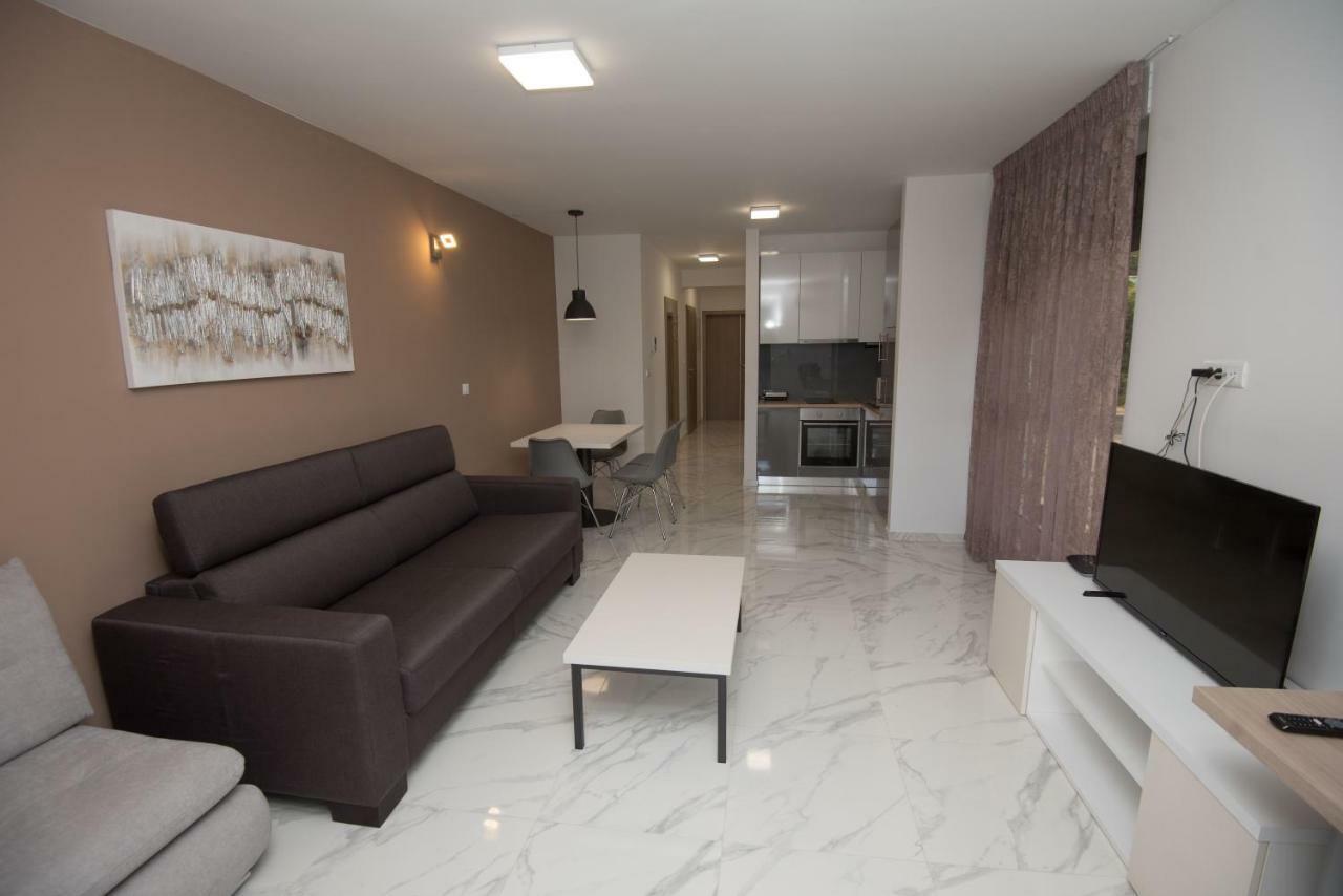 Apartments Adriatic Ποντστράνα Εξωτερικό φωτογραφία