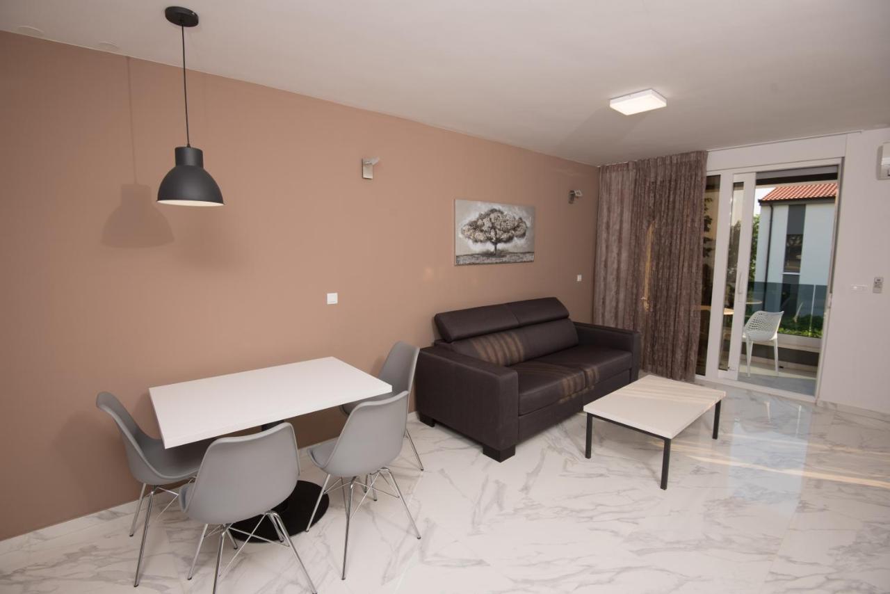 Apartments Adriatic Ποντστράνα Εξωτερικό φωτογραφία