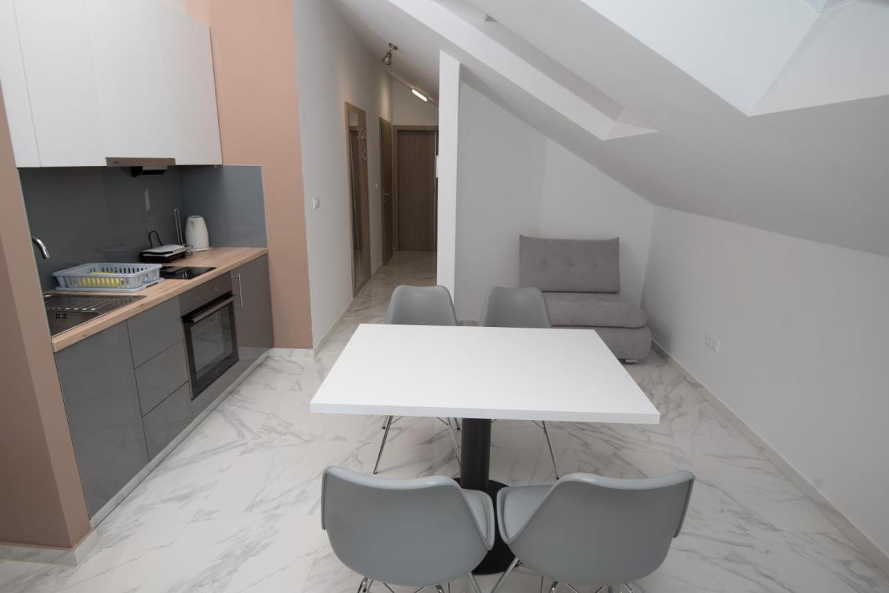 Apartments Adriatic Ποντστράνα Εξωτερικό φωτογραφία